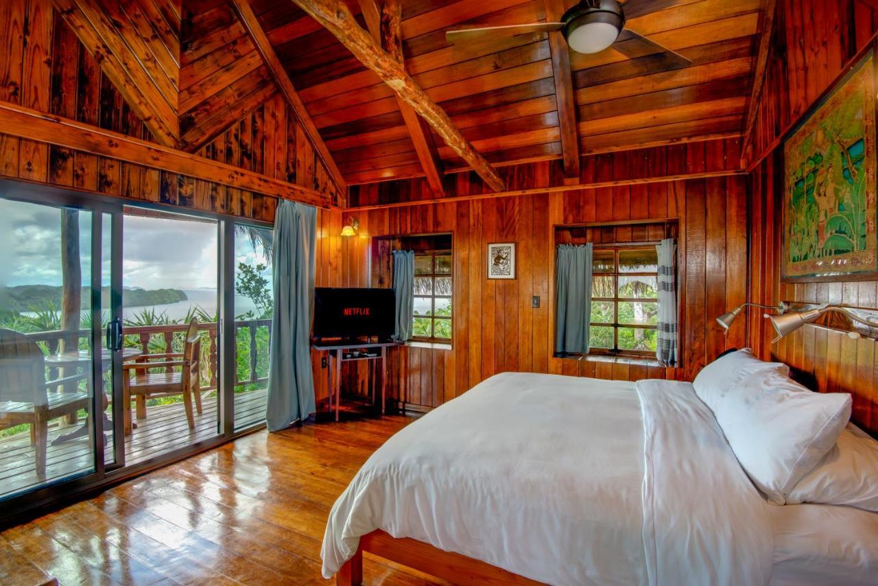 Palau Carolines Resort Koror Buitenkant foto
